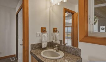 22000 SE Upper Matthews Creek Ln, Amity, OR 97101