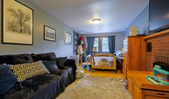 38 Border St, Amherst, NH 03031
