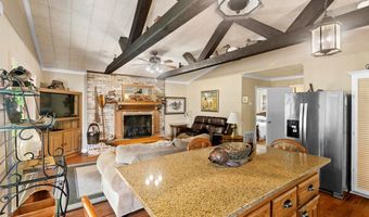 668 Lake Front Dr, Abbeville, AL 36310