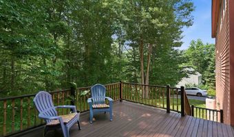 40 Lakewood Dr, Alton, NH 03810