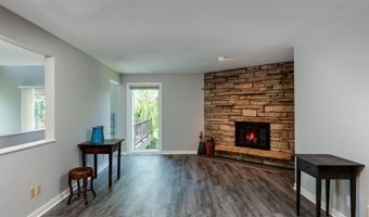 3329 Tally Ho Ln, Madison, WI 53705