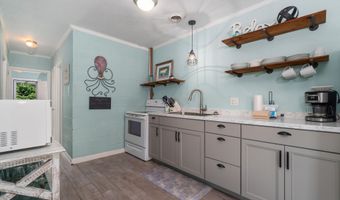 207 E Terminal Blvd, Atlantic Beach, NC 28512