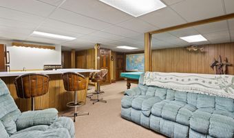 224 Sunderland Dr, Auburn, ME 04210