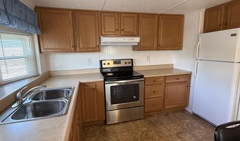 1034 Rosewood Dr, Altoona, PA 16601