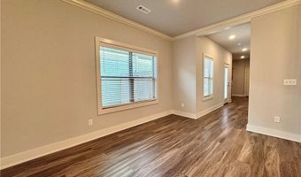 708 NE Heights Ln, Bentonville, AR 72712