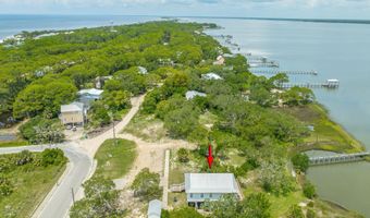 127 Harbor Cir, Alligator Point, FL 32346