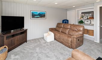 456 SE 33rd St, Ankeny, IA 50021