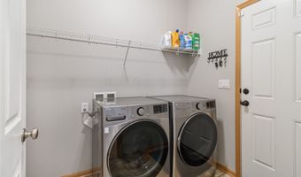 1701 2nd Ave SW, Altoona, IA 50009