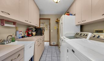 1605 Otter Dr, Toms River, NJ 08755