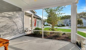 302 Castaway Dr, Bluffton, SC 29910