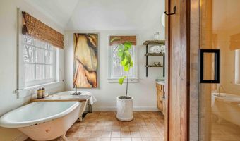582 Old Kings Hwy, Accord, NY 12404