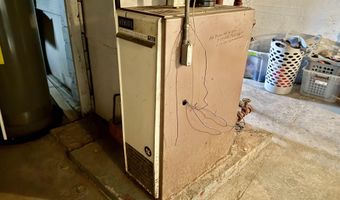 711 Francisco Ave, Alma, MI 48801