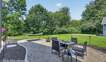 8059 Buttrick Ridge Trl SE, Alto, MI 49302