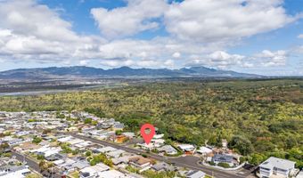 2272 Komo Mai Dr, Pearl City, HI 96782