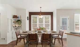 9005 Old Etowah Dr, Ball Ground, GA 30107