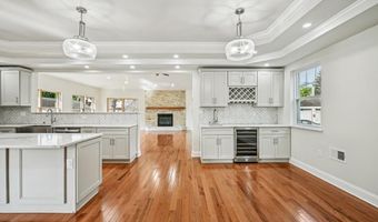 36 STRATFORD Ave, Aldan, PA 19018