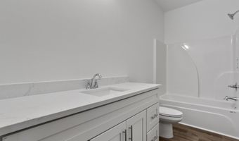 8701 Old Spanish Trl 104, Ocean Springs, MS 39564