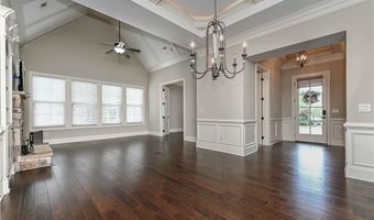62 Cedarcrest Village Ct, Acworth, GA 30101