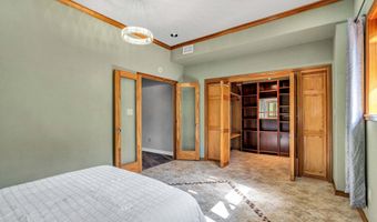 20333 S SWEETWOOD Ln, Oregon City, OR 97045