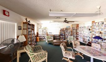 62 Hummingbird Ln, Oceanside, CA 92057