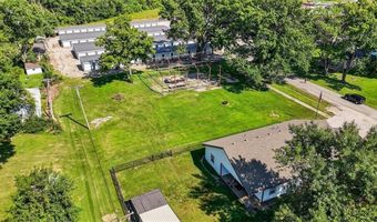 520 E 2nd St, Adrian, MO 64720