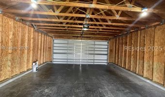 15 6th Ave, Bluffton, SC 29910