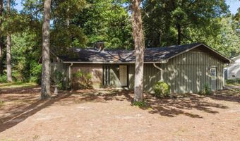 624 Woodland Dr, Benton, AR 72019