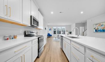 43730 TRANSIT Sq, Ashburn, VA 20147