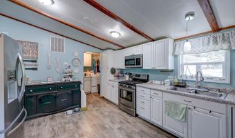 10714 284th Dr, Arkansas City, KS 67005