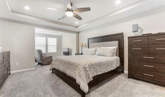 800 Dipper Ln 3, Aurora, OH 44202