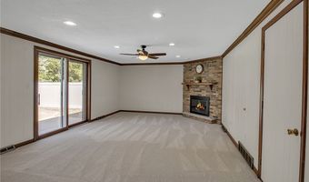 36 Schimwood Dr, Amherst, NY 14068