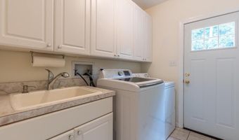 331 SHERINGHAM Dr, Hockessin, DE 19707