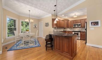 2393 Scituate Ave, Cranston, RI 02831
