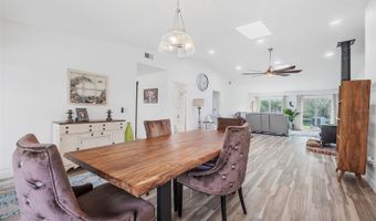 1511 RIVEREDGE Ct, Astor, FL 32102