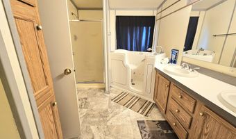 172 S Pima Ln, Benson, AZ 85602