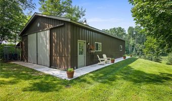 615 Woodsmen Dr NE, Alexandria, MN 56308