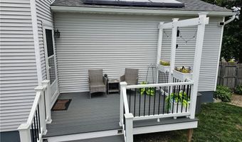 3 Bank St, Cranston, RI 02920