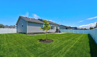 1561 Petersburg Dr, Chubbuck, ID 83202