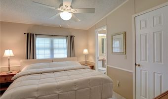 931 Jacaranda Dr, Barefoot Bay, FL 32976