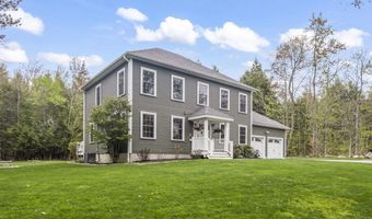 90 Village Place Dr, Barrington, NH 03825