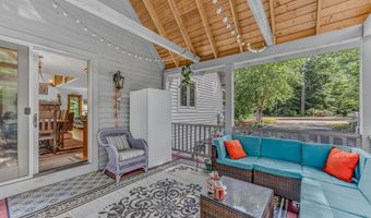 18 Armsby Cir, Campton, NH 03223