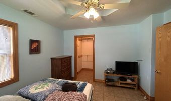 124 Oak St, Alma, AR 72921