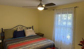 9309 Oakdale St, Algonac, MI 48001