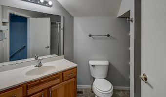 62 S Gardens Way, Fitchburg, WI 53711