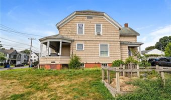 54 E Earle St, Cumberland, RI 02864