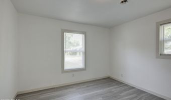 238 E 21st St, Baxter Springs, KS 66713