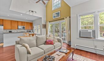 30 Eastman Farm Rd 30, Burlington, VT 05408