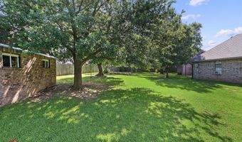 4101 Periwinkle Ln, Benton, LA 71006