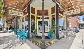 30 Ave G, Apalachicola, FL 32320