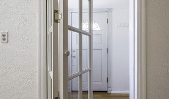 681 Liberty St, Ashland, OR 97520